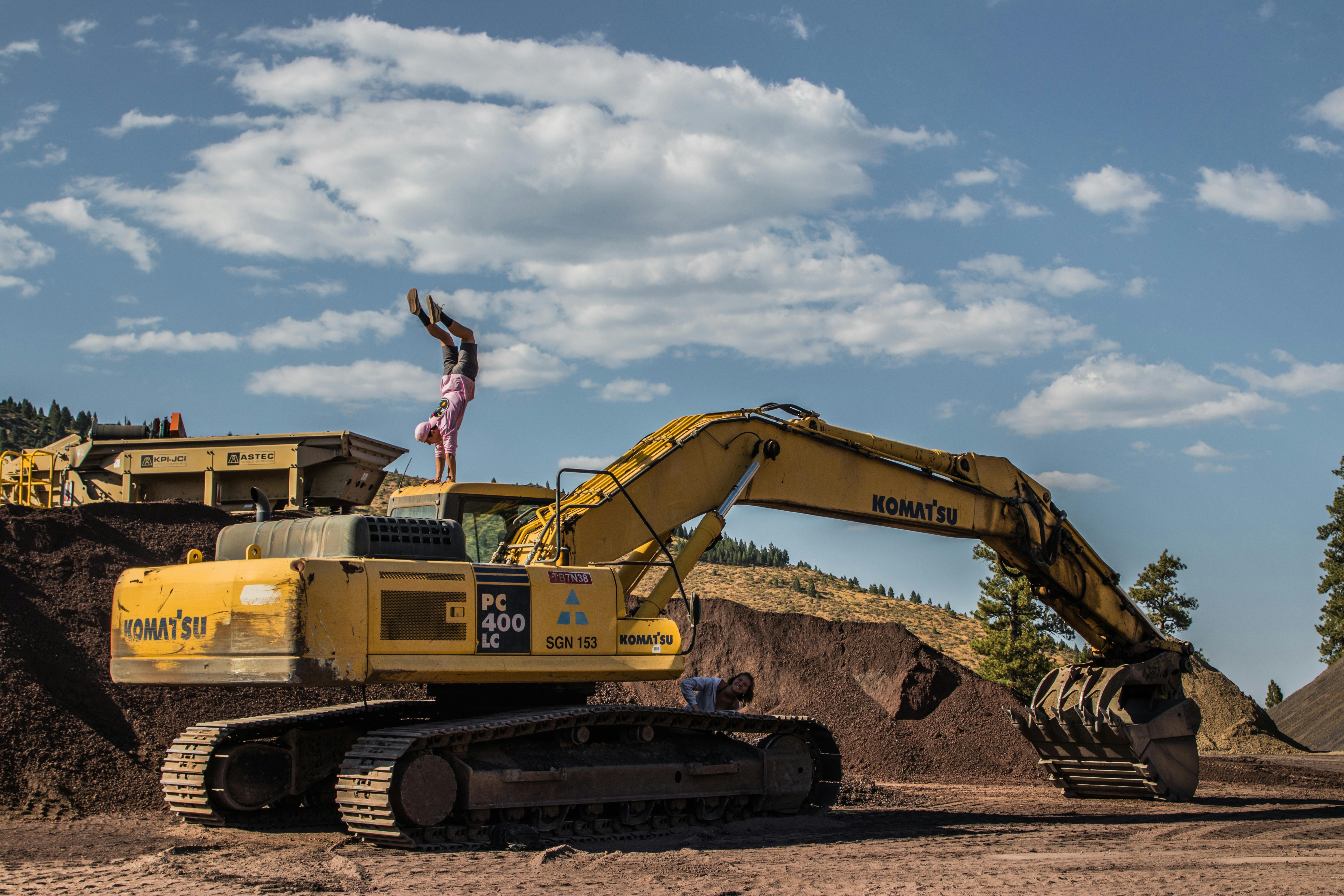 New CAT 330 Excavator Series Now Available